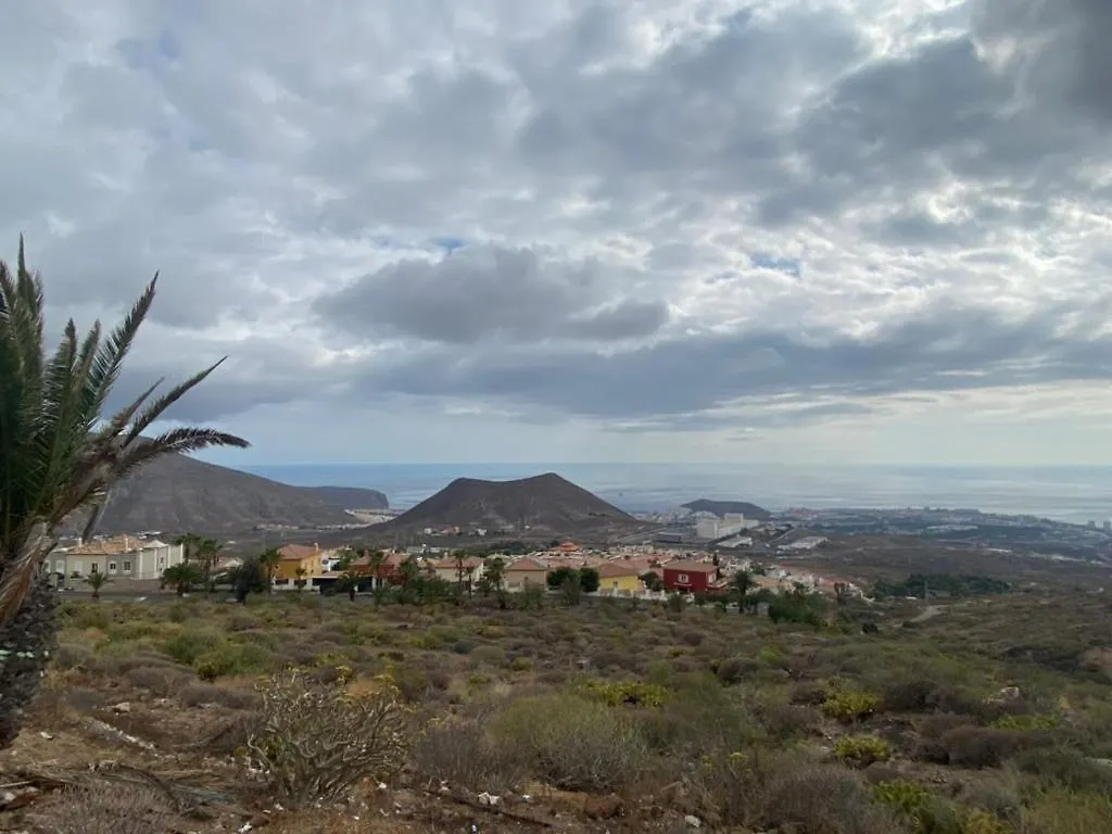 Bonitos Atardeceres Sobre Los Cristianos Chayofa 0*,  Espagne